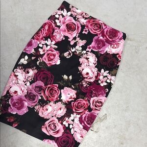 Pink Midi Pencil Skirt - Pink Roses - Beautiful Cocktail Skirt LIKE NEW Saks